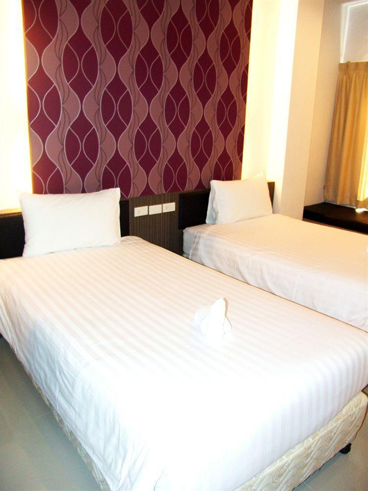 Chill Patong Hotel Eksteriør bilde