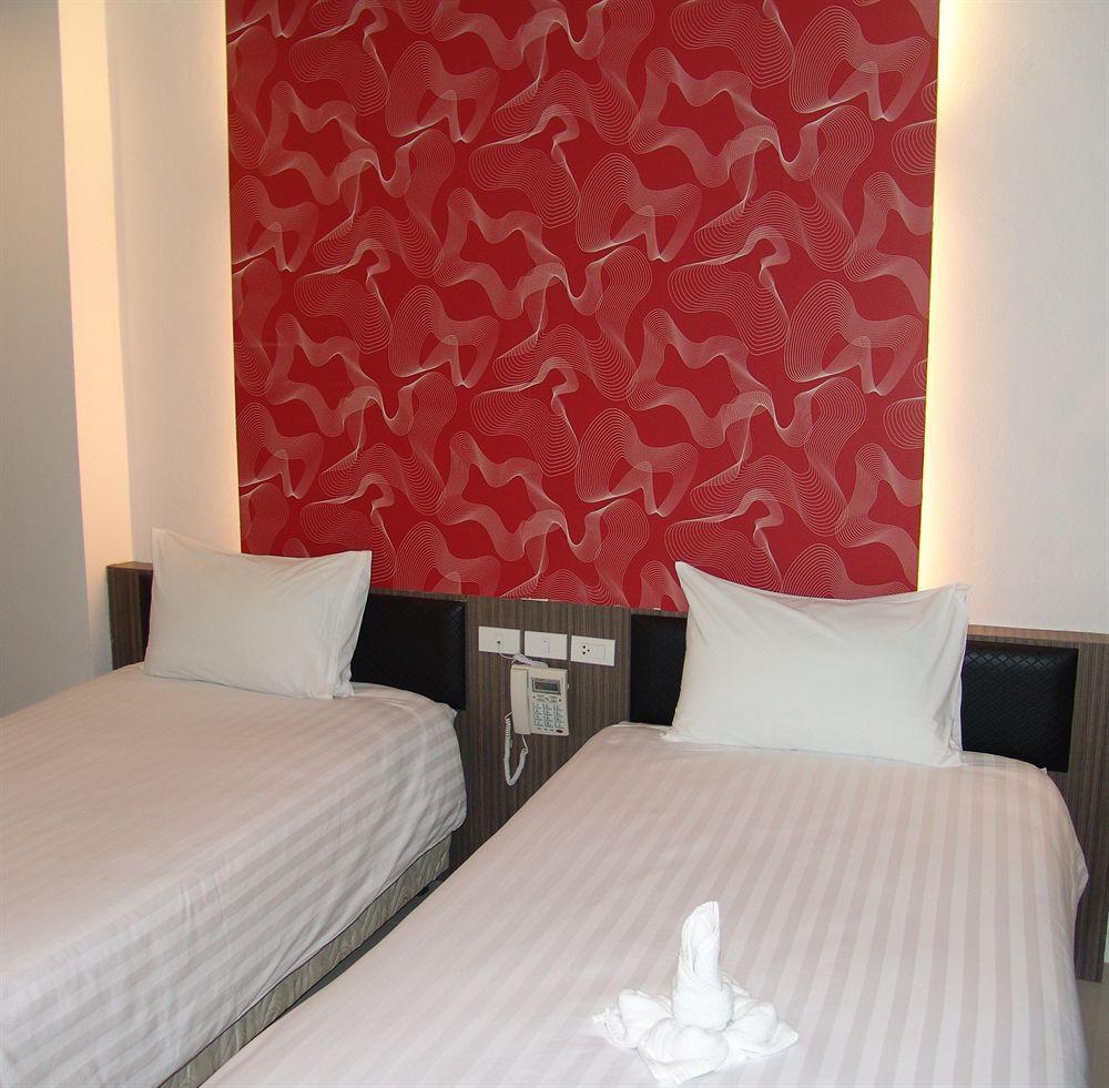 Chill Patong Hotel Eksteriør bilde
