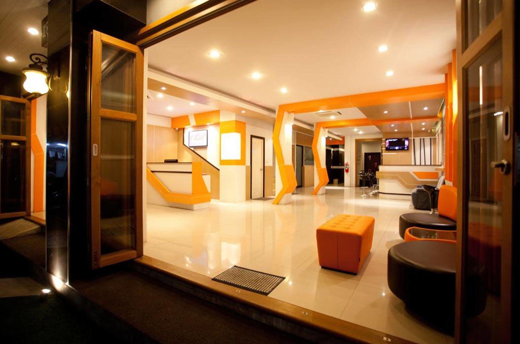 Chill Patong Hotel Eksteriør bilde